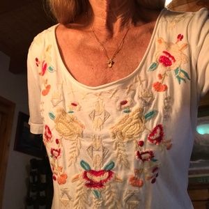 Johnny Was LA Small White with Multic embroidery Short Sleeve shirt